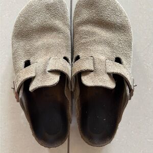 Birkenstock Suede Bostons